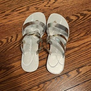 jessica simpson sandals size 4M